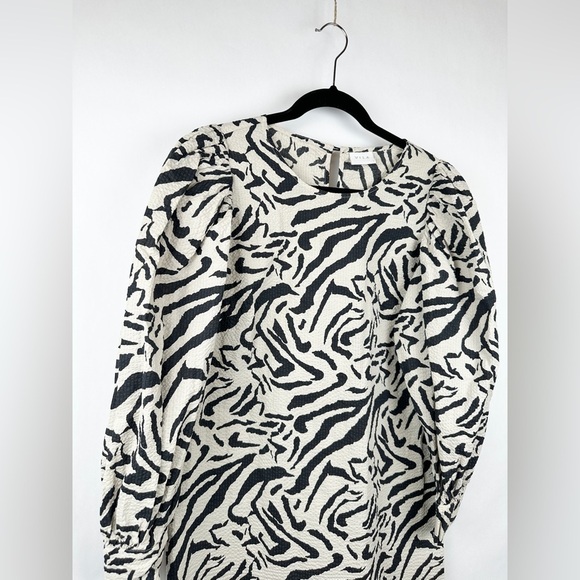 Vila Zebra Print Dress | US Size 6 - Picture 4 of 11